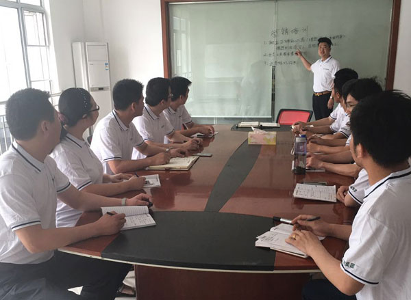 常青樹(shù)膠業(yè)銷(xiāo)售精英特訓(xùn)